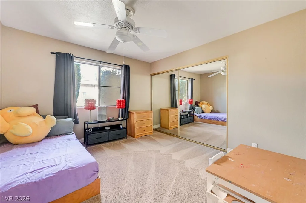 2471 Palmera, Las Vegas, NV 89121