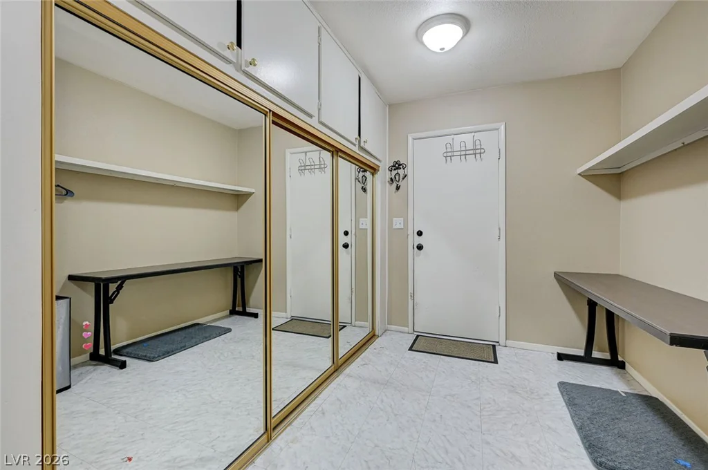 2471 Palmera, Las Vegas, NV 89121