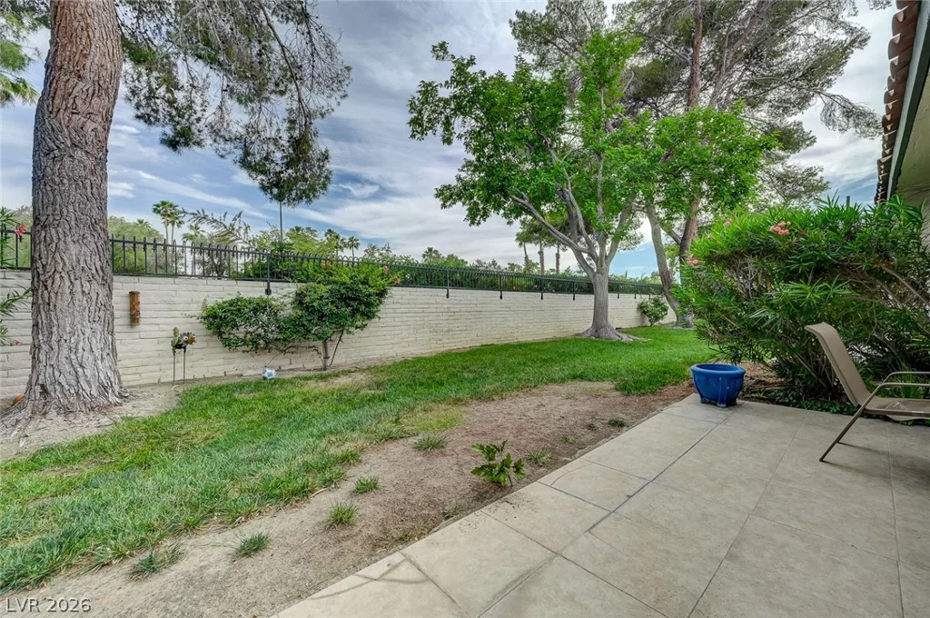 2471 Palmera, Las Vegas, NV 89121
