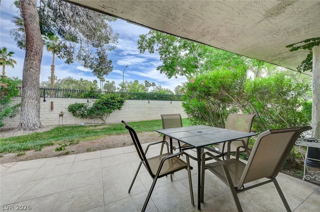 2471 Palmera, Las Vegas, NV 89121