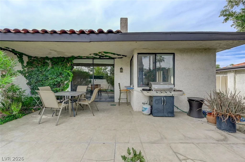 2471 Palmera, Las Vegas, NV 89121