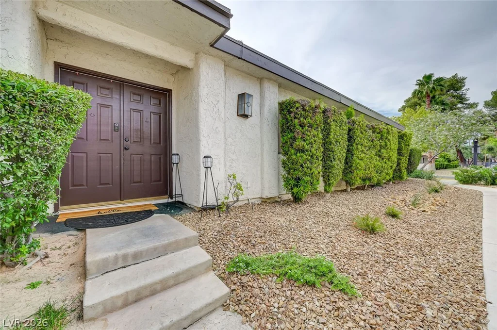 2471 Palmera, Las Vegas, NV 89121