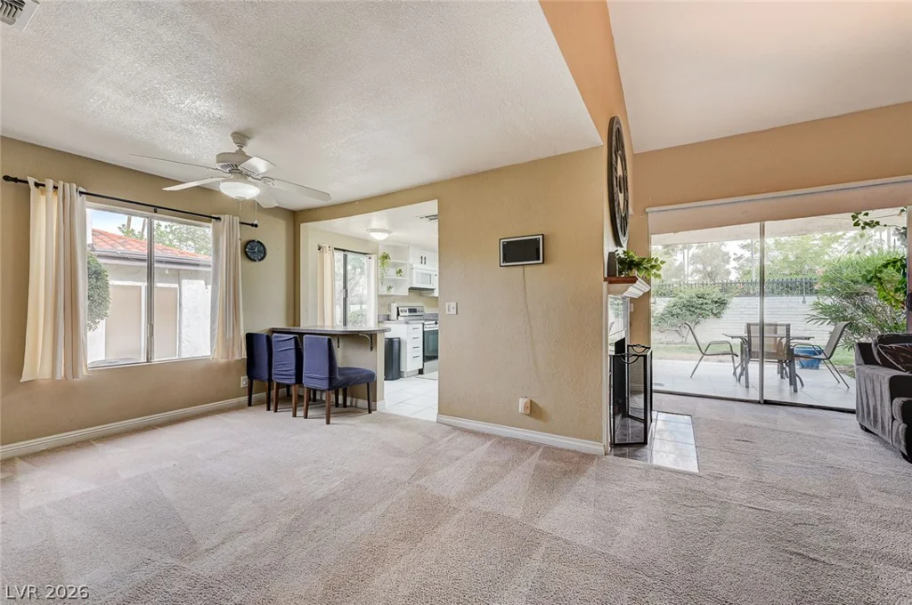 2471 Palmera, Las Vegas, NV 89121