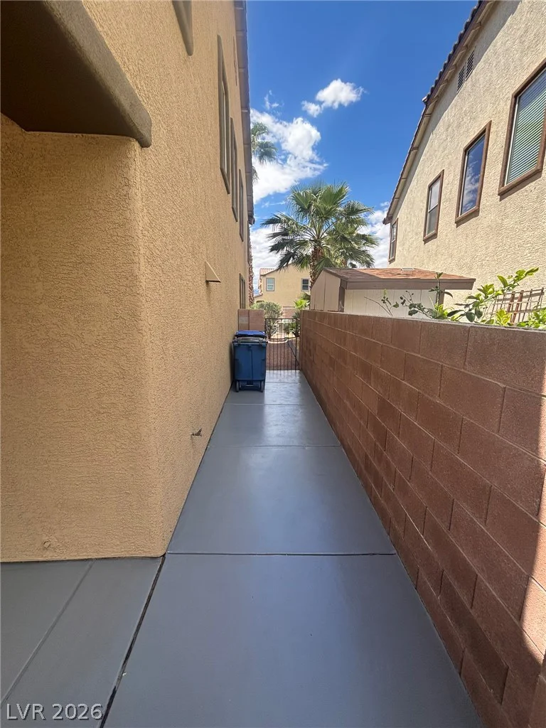 5716 Native Sunflower, North Las Vegas, NV 89031