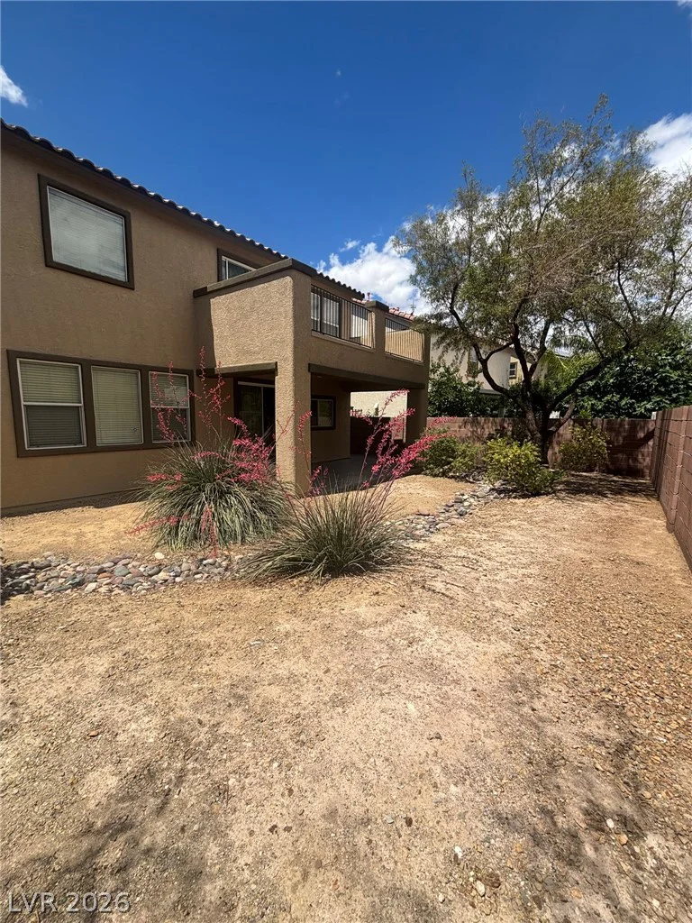 5716 Native Sunflower, North Las Vegas, NV 89031