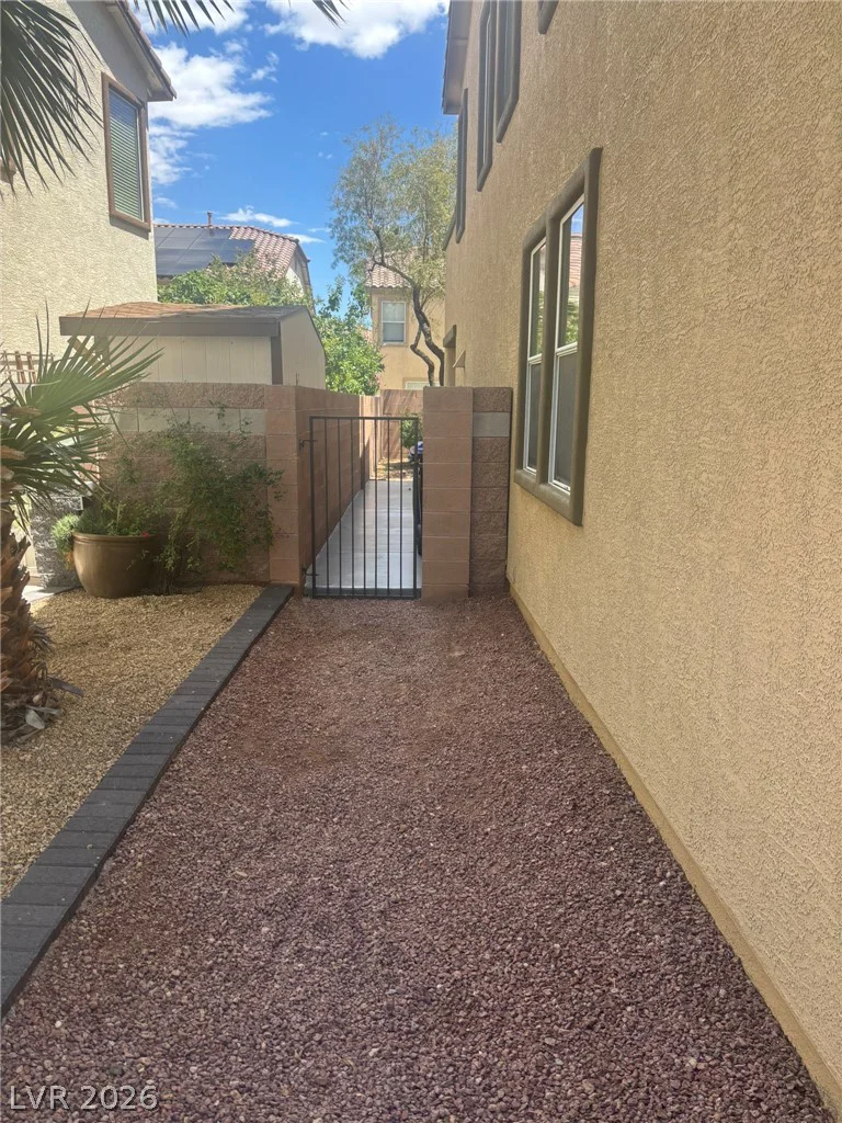 5716 Native Sunflower, North Las Vegas, NV 89031