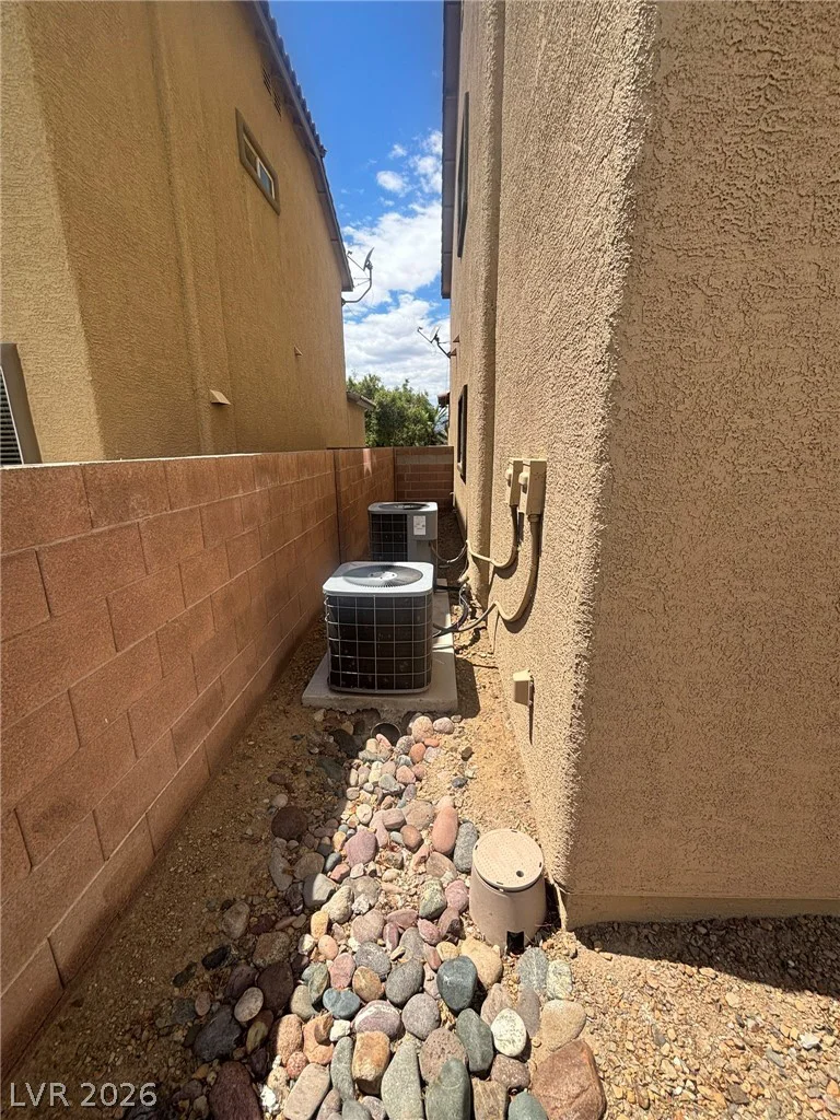 5716 Native Sunflower, North Las Vegas, NV 89031