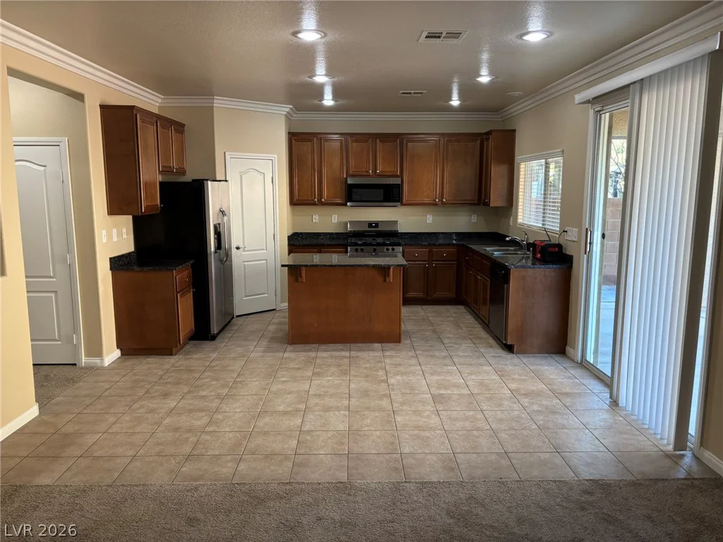 5716 Native Sunflower, North Las Vegas, NV 89031