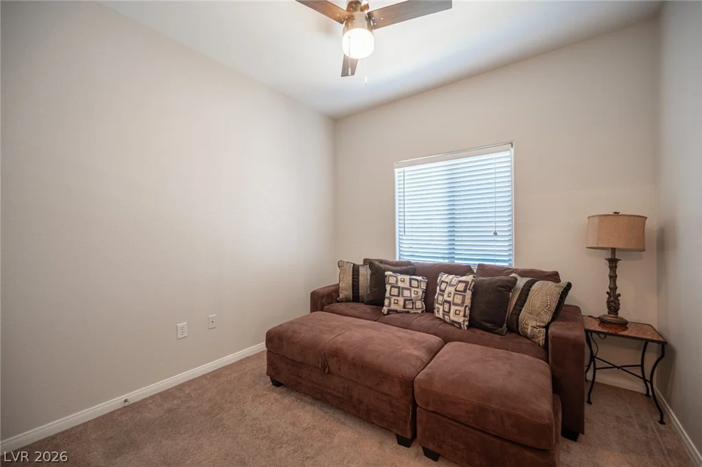 7701 Robindale, Las Vegas, NV 89113