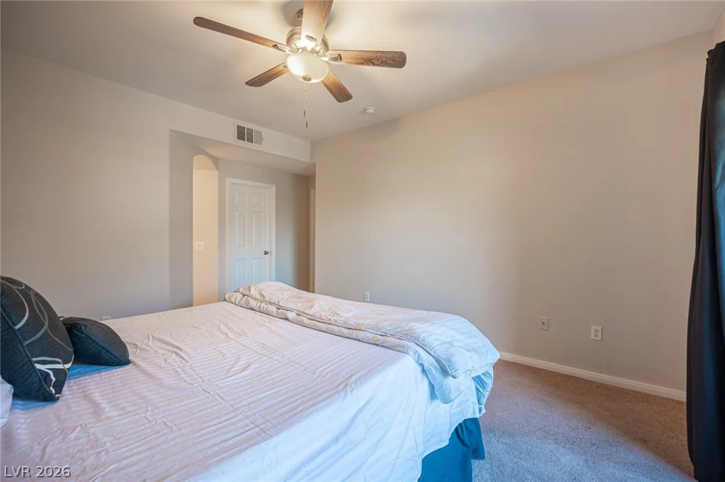7701 Robindale, Las Vegas, NV 89113