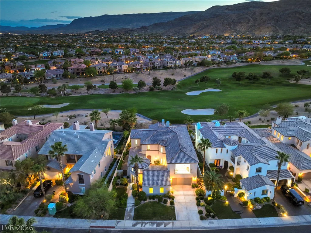 2571 Red Springs, Las Vegas, NV 89135