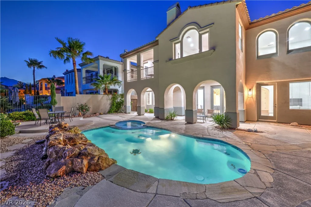 2571 Red Springs, Las Vegas, NV 89135