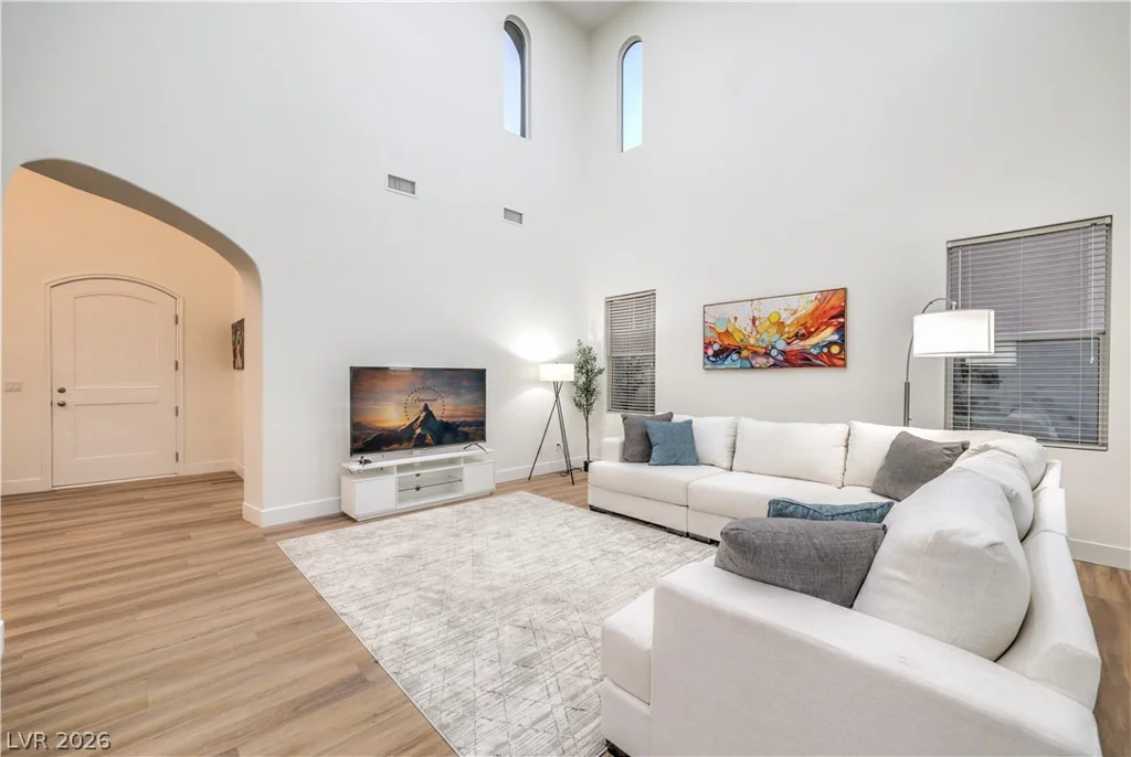 2571 Red Springs, Las Vegas, NV 89135