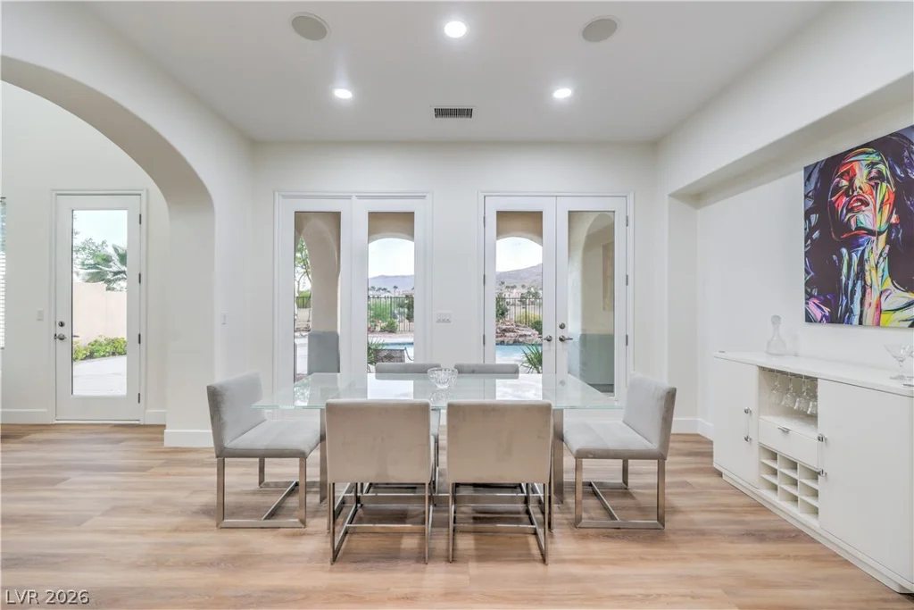 2571 Red Springs, Las Vegas, NV 89135