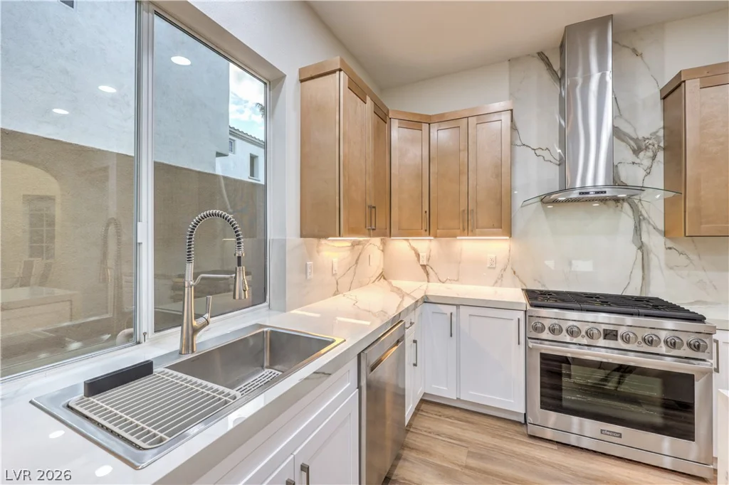 2571 Red Springs, Las Vegas, NV 89135