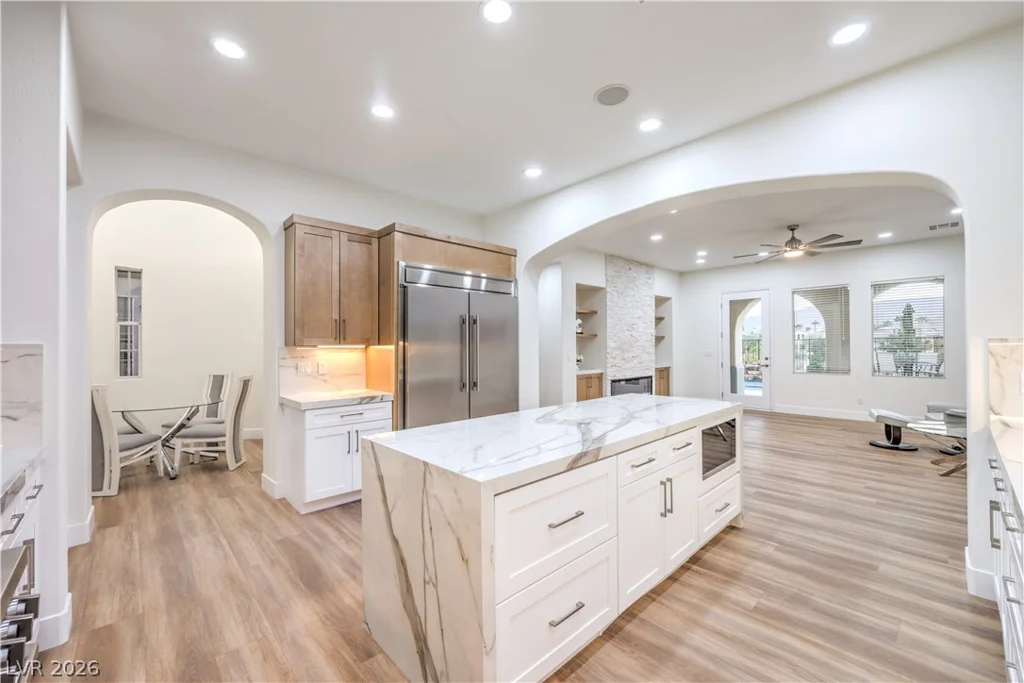 2571 Red Springs, Las Vegas, NV 89135