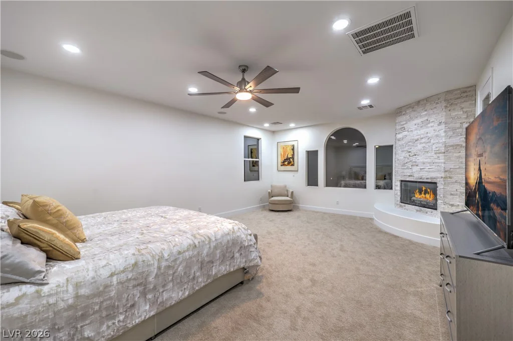 2571 Red Springs, Las Vegas, NV 89135
