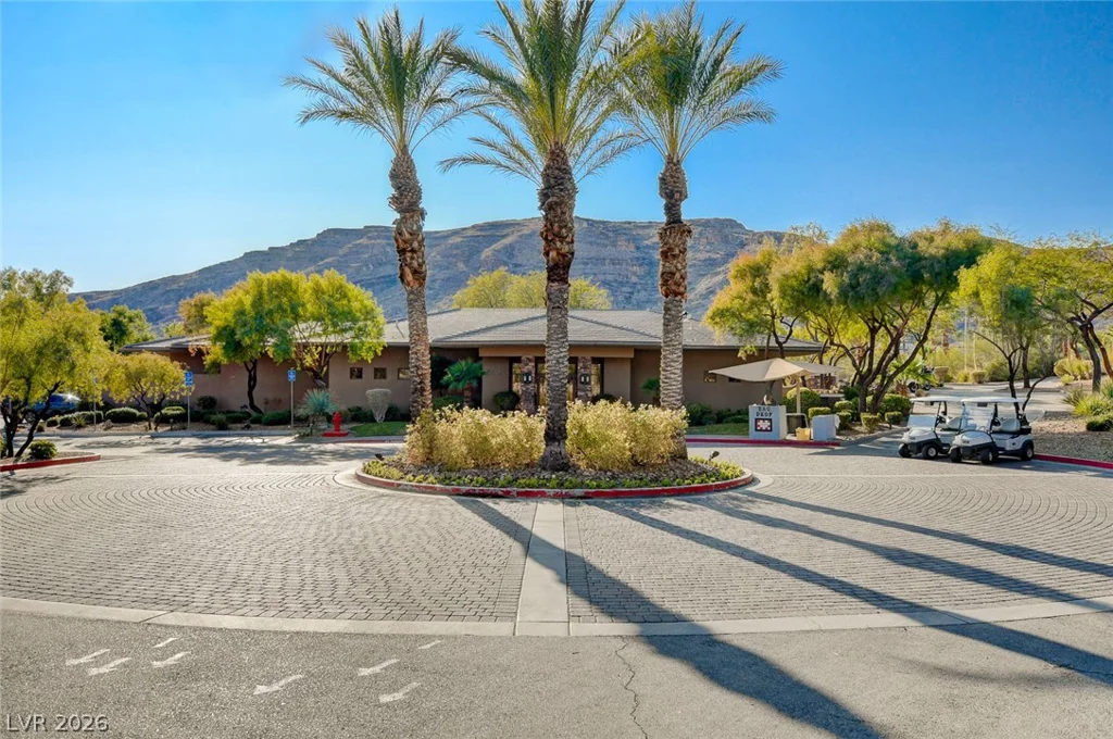 2571 Red Springs, Las Vegas, NV 89135