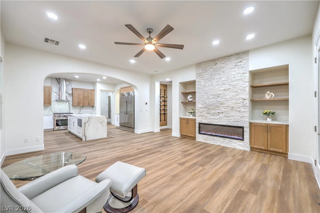 2571 Red Springs, Las Vegas, NV 89135