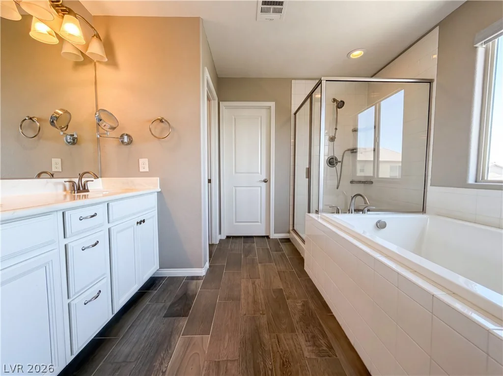 6586 Dolian Creek, Las Vegas, NV 89148
