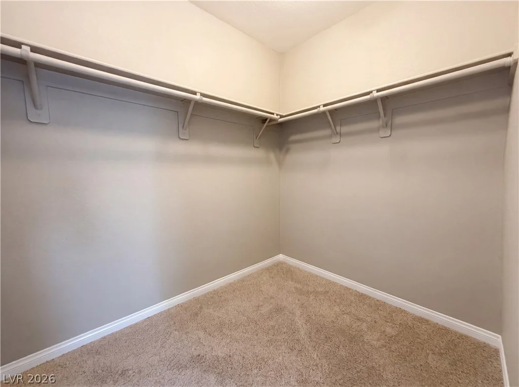 6586 Dolian Creek, Las Vegas, NV 89148