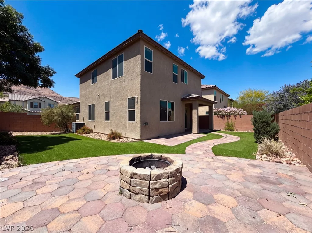 6586 Dolian Creek, Las Vegas, NV 89148