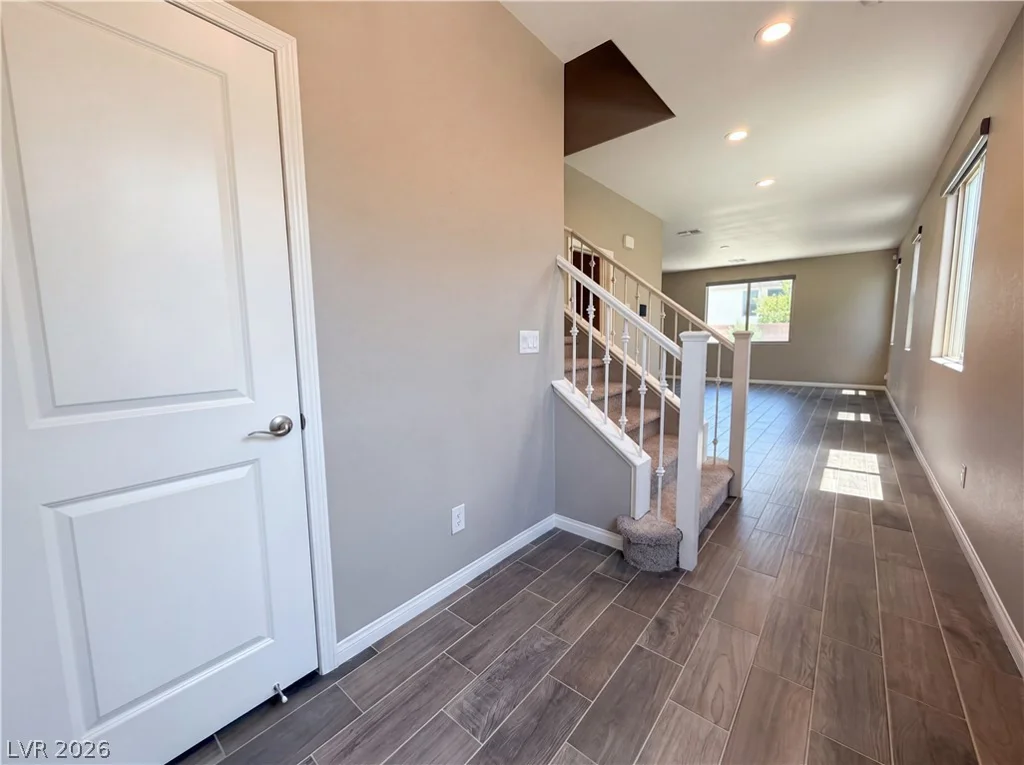 6586 Dolian Creek, Las Vegas, NV 89148