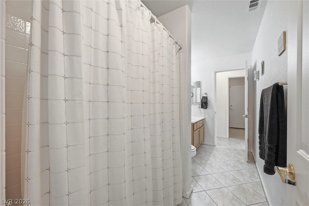 5329 Manor Stone, North Las Vegas, NV 89081