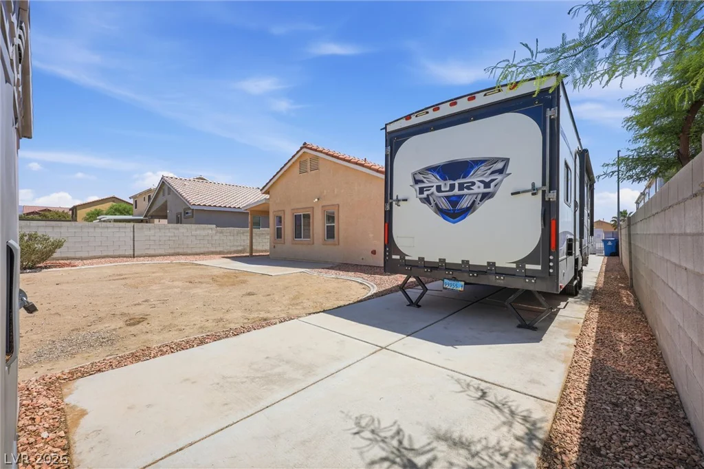 5329 Manor Stone, North Las Vegas, NV 89081