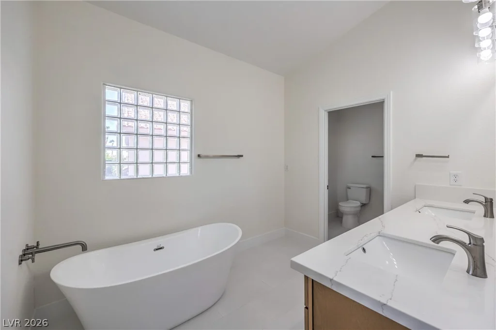 5152 Forest Oaks, Las Vegas, NV 89149