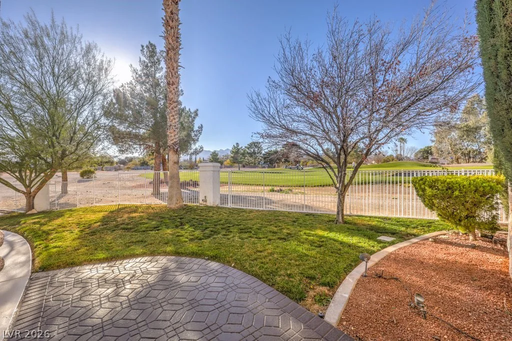 5152 Forest Oaks, Las Vegas, NV 89149