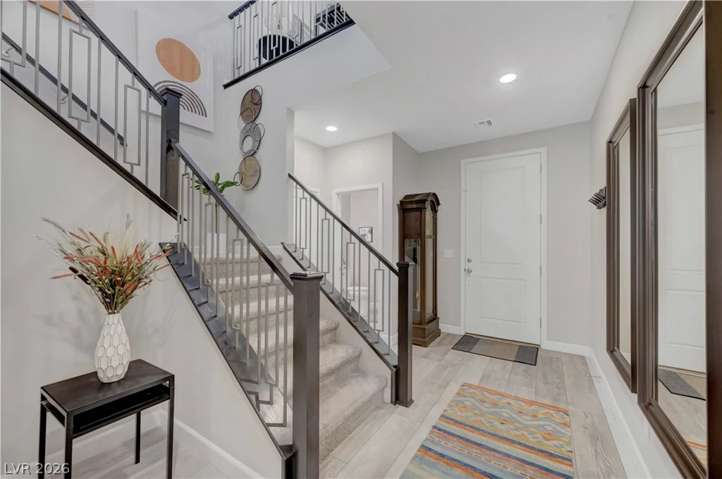820 Riverlawn, Las Vegas, NV 89138
