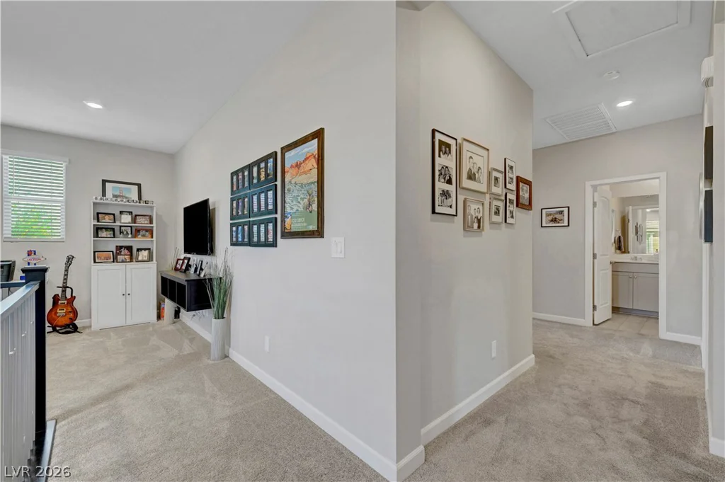820 Riverlawn, Las Vegas, NV 89138