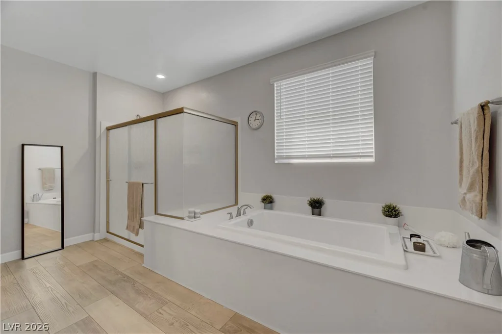 820 Riverlawn, Las Vegas, NV 89138