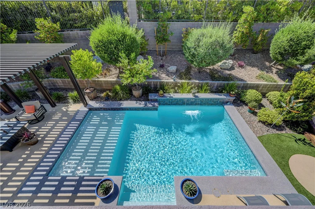 820 Riverlawn, Las Vegas, NV 89138