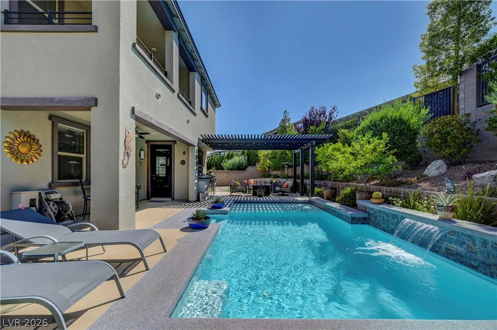 820 Riverlawn, Las Vegas, NV 89138