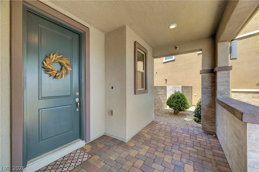 820 Riverlawn, Las Vegas, NV 89138