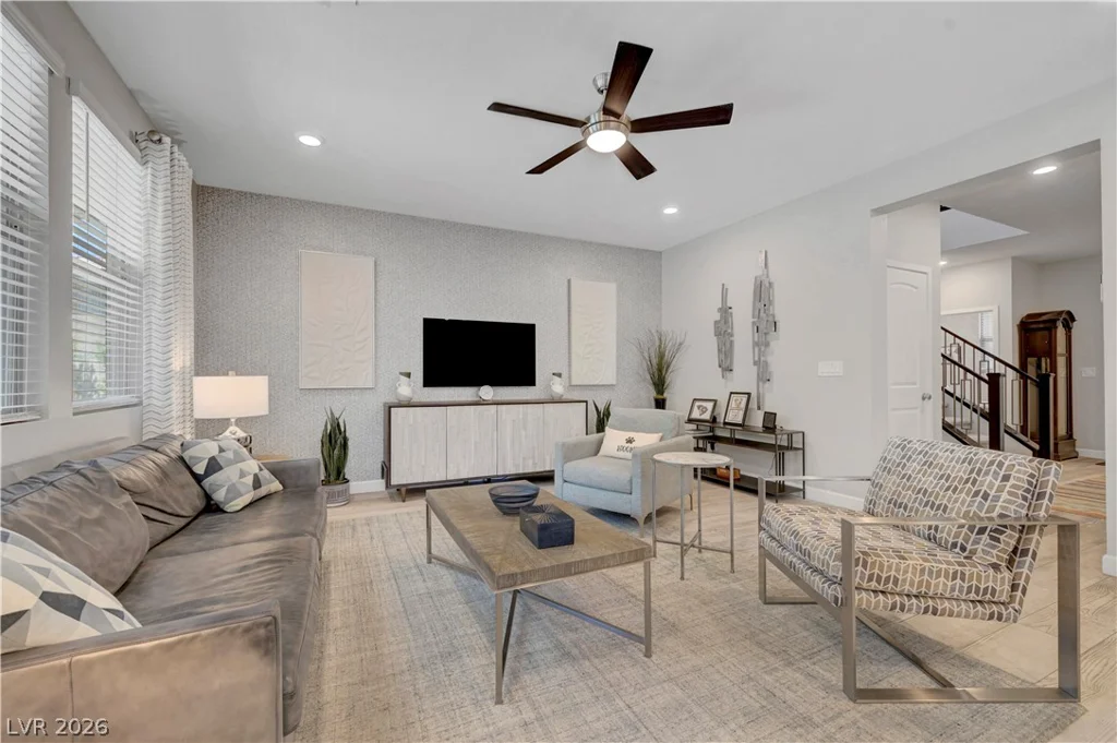 820 Riverlawn, Las Vegas, NV 89138