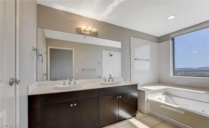 8255 Las Vegas, Las Vegas, NV 89123