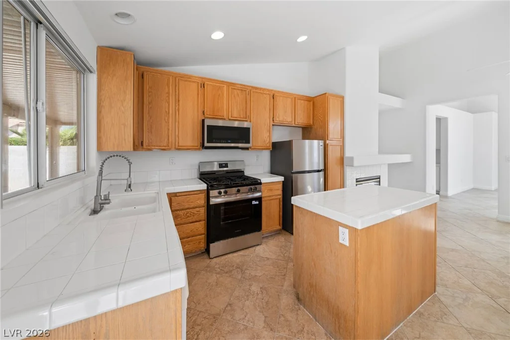 1722 Council Bluff, North Las Vegas, NV 89031