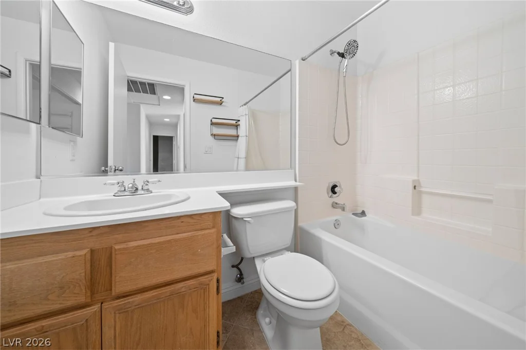 1722 Council Bluff, North Las Vegas, NV 89031