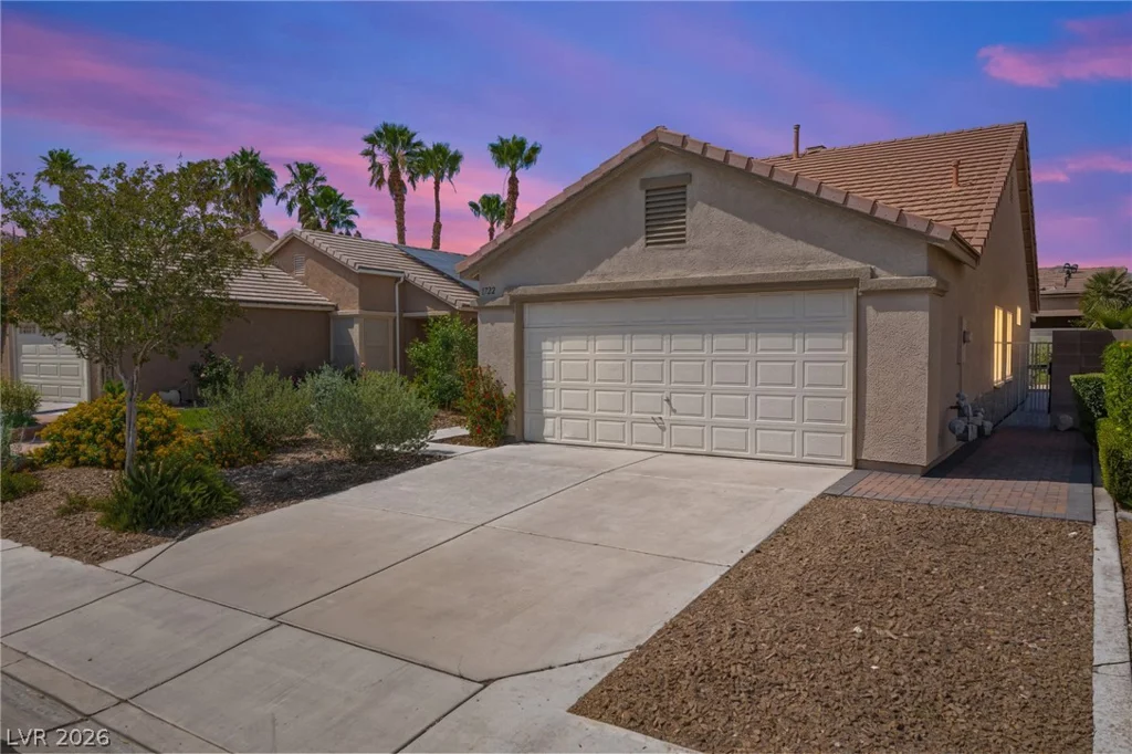 1722 Council Bluff, North Las Vegas, NV 89031
