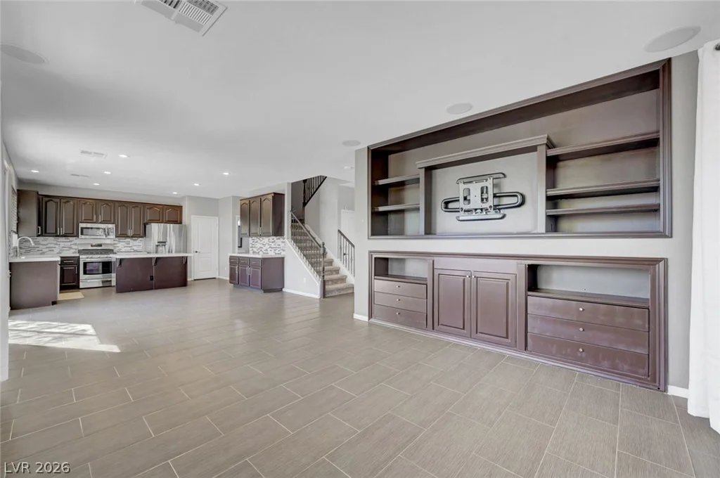3736 Honey Crest, Las Vegas, NV 89135