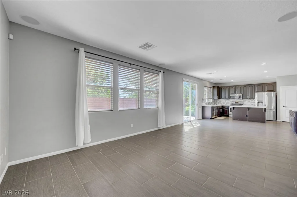 3736 Honey Crest, Las Vegas, NV 89135