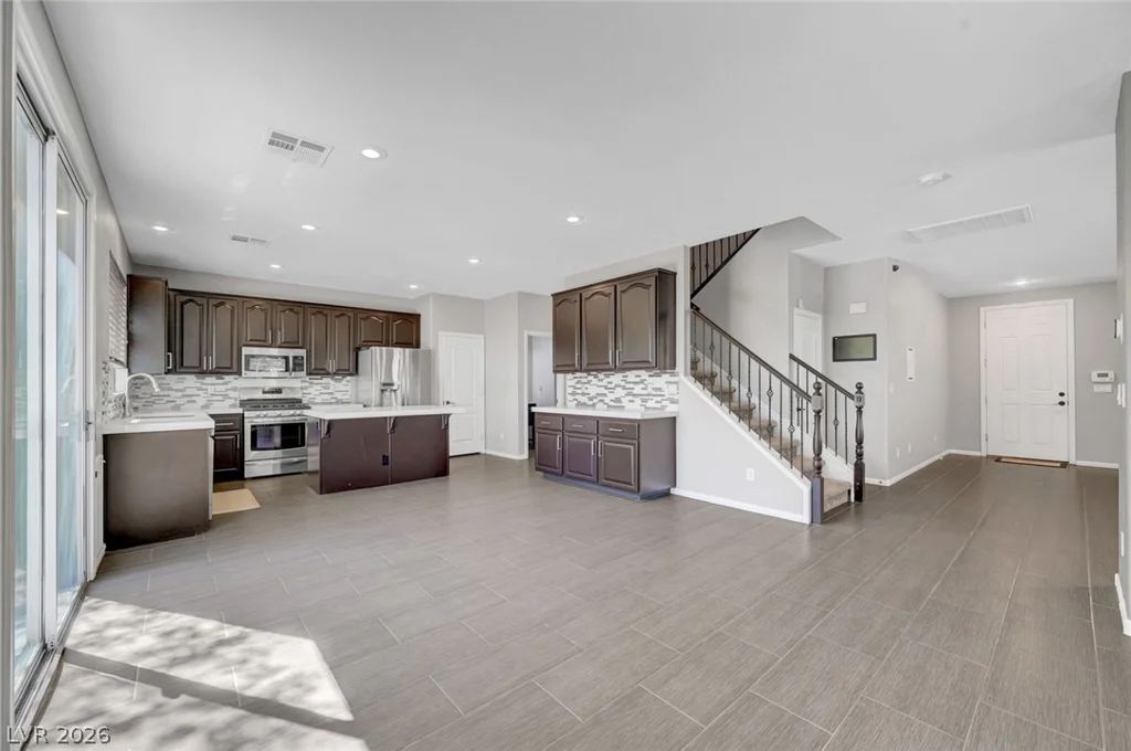 3736 Honey Crest, Las Vegas, NV 89135