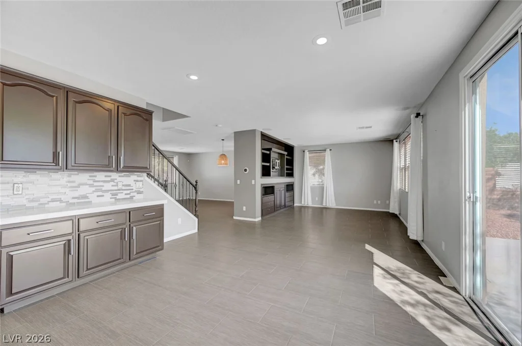 3736 Honey Crest, Las Vegas, NV 89135