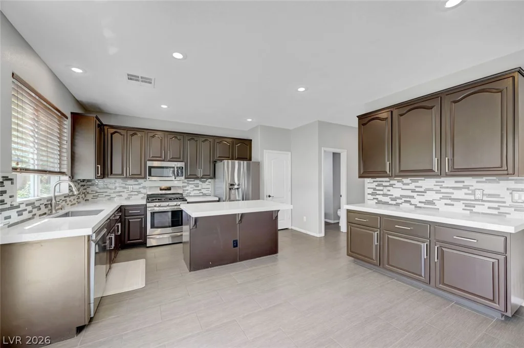 3736 Honey Crest, Las Vegas, NV 89135
