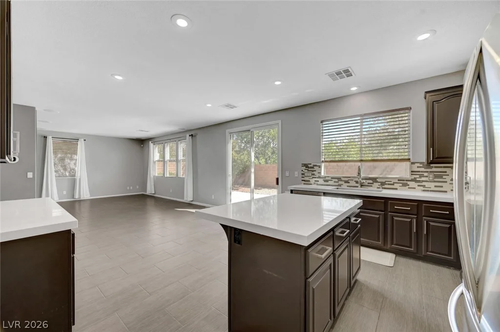 3736 Honey Crest, Las Vegas, NV 89135