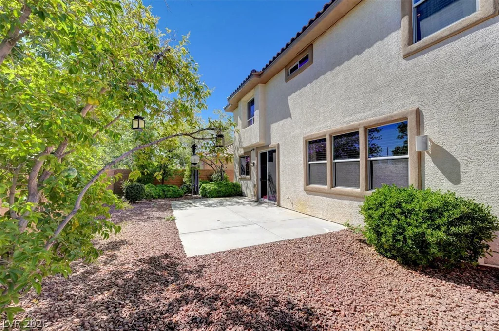 3736 Honey Crest, Las Vegas, NV 89135