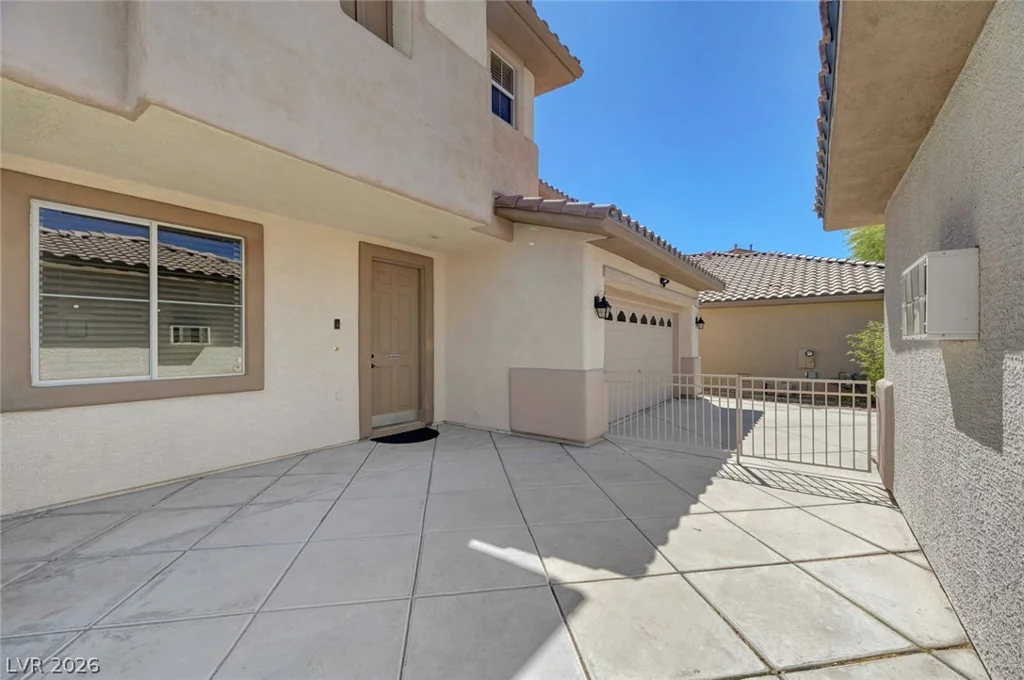 3736 Honey Crest, Las Vegas, NV 89135